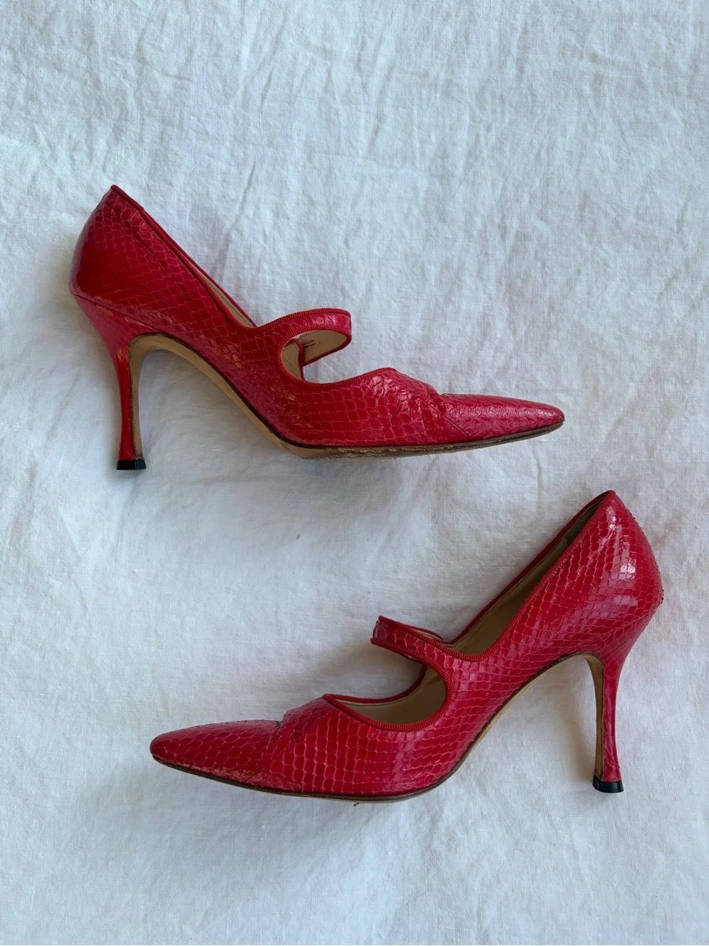 Vintage Manolo Blahnik Python Snake Leather Pointy Toe Mary Jane Heels Red